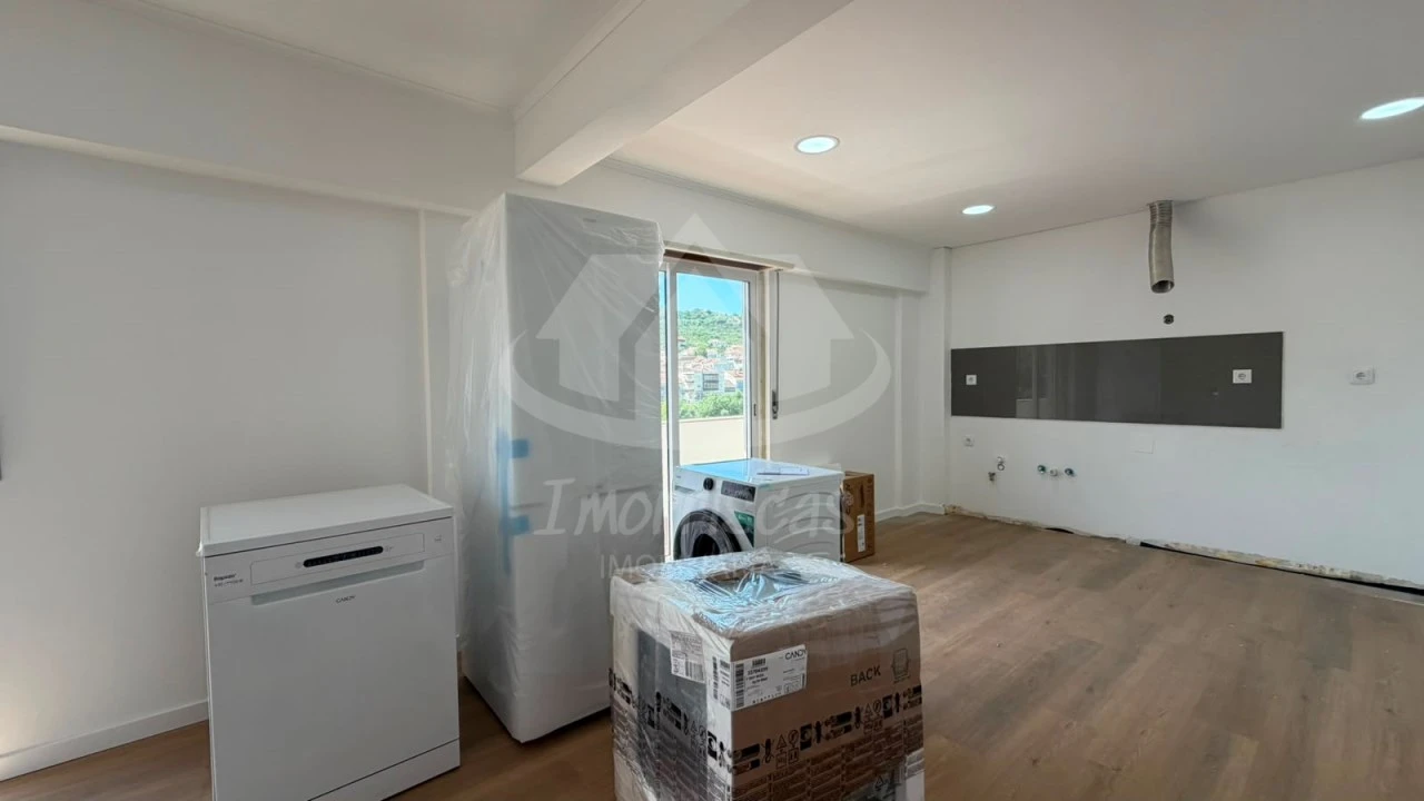 Apartamento T1 para Venda em Odivelas Foto 22