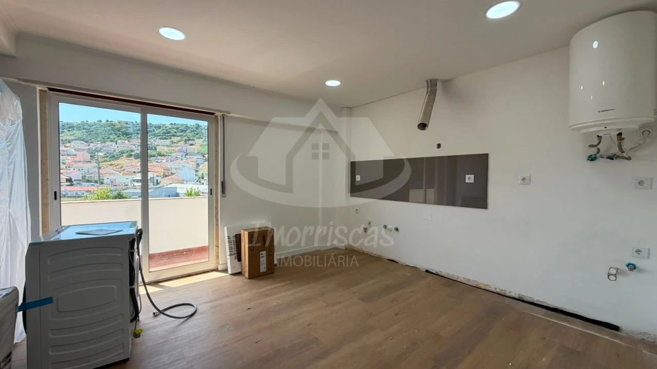 Apartamento T1 para Venda em Odivelas Foto 23