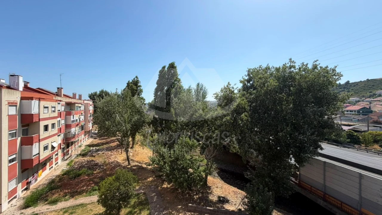Apartamento T1 para Venda em Odivelas Foto 26
