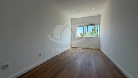 Apartamento T1 para Venda em Odivelas