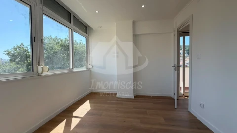Apartamento T1 para Venda em Odivelas