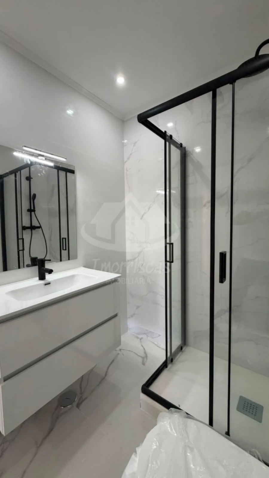 Apartamento T1 para Venda em Odivelas Foto 14