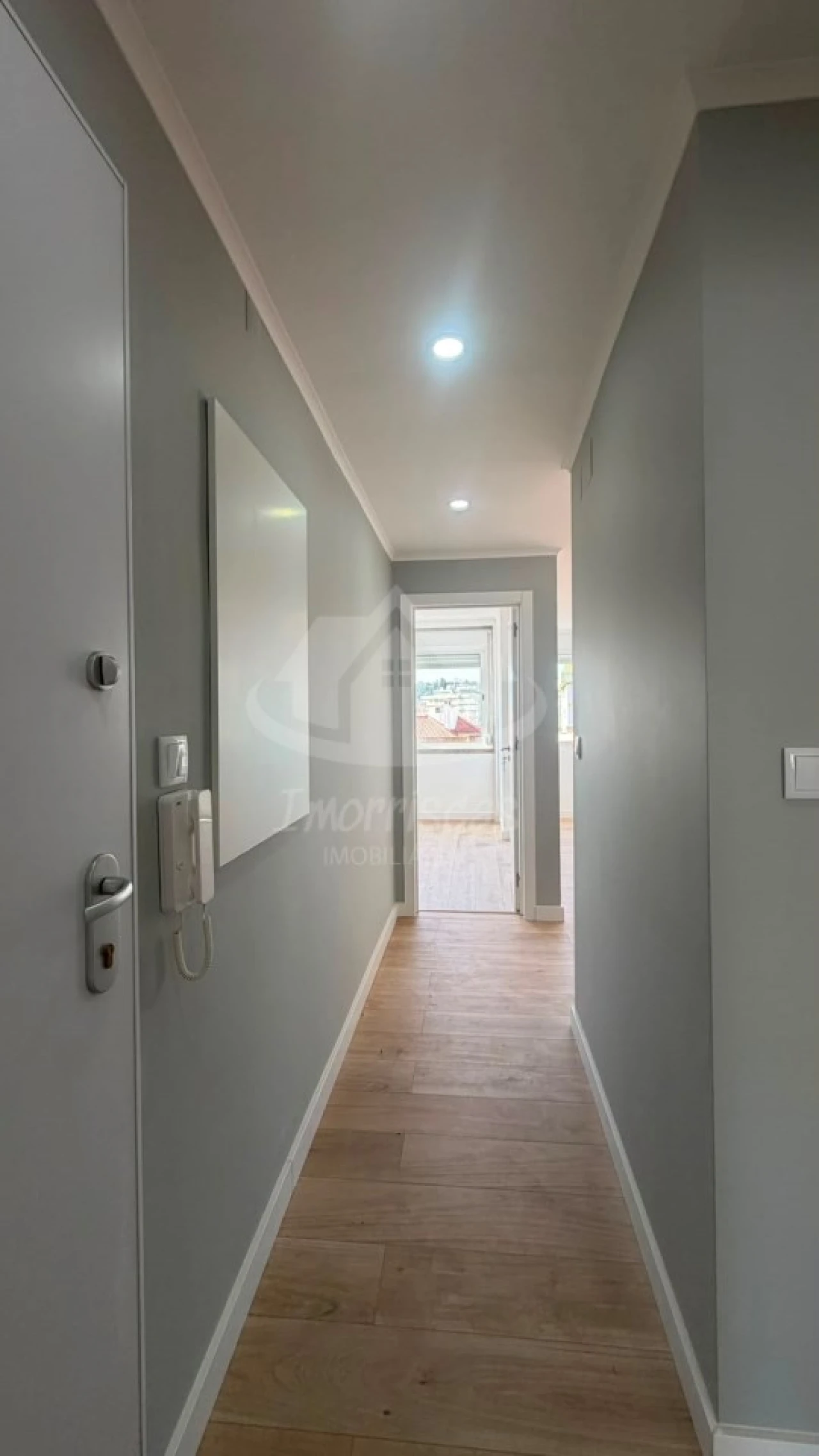 Apartamento T2 para Venda em Odivelas Foto 6