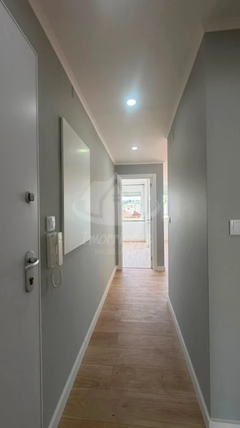 Apartamento T2 para Venda em Odivelas