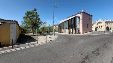 Apartamento T2 para Venda em Odivelas