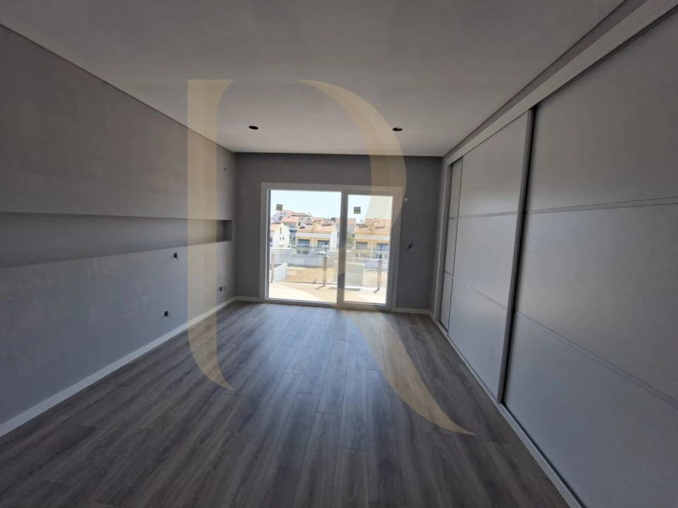 Moradia T3 para Venda em Fernao Ferro Foto 15
