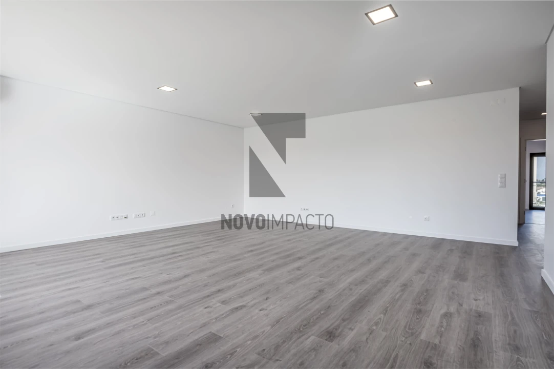 Apartamento T5 para Venda em Montijo e Afonsoeiro Foto 6