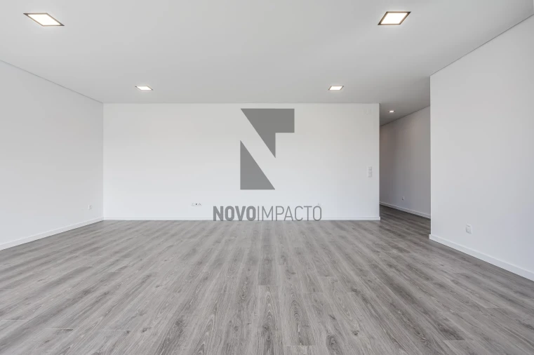 Apartamento T5 para Venda em Montijo e Afonsoeiro Foto 2