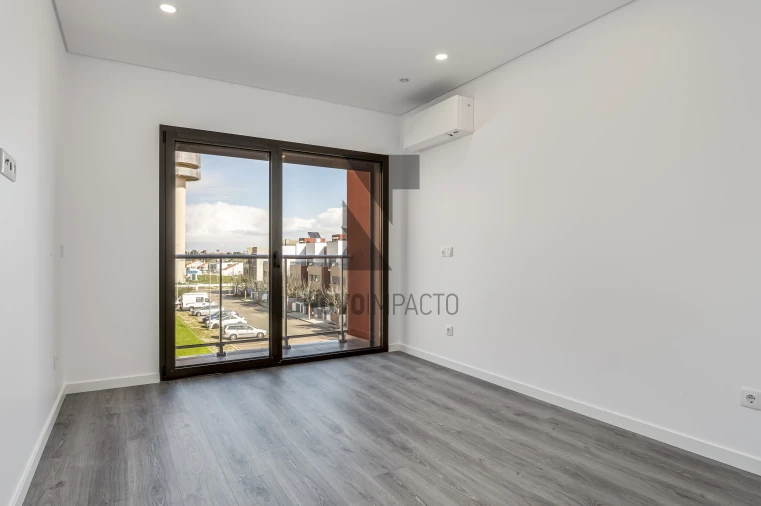 Apartamento T5 para Venda em Montijo e Afonsoeiro Foto 15