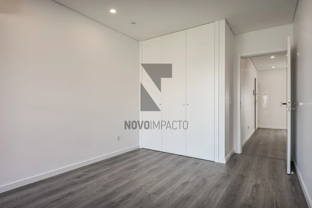 Apartamento T5 para Venda em Montijo e Afonsoeiro Foto 16