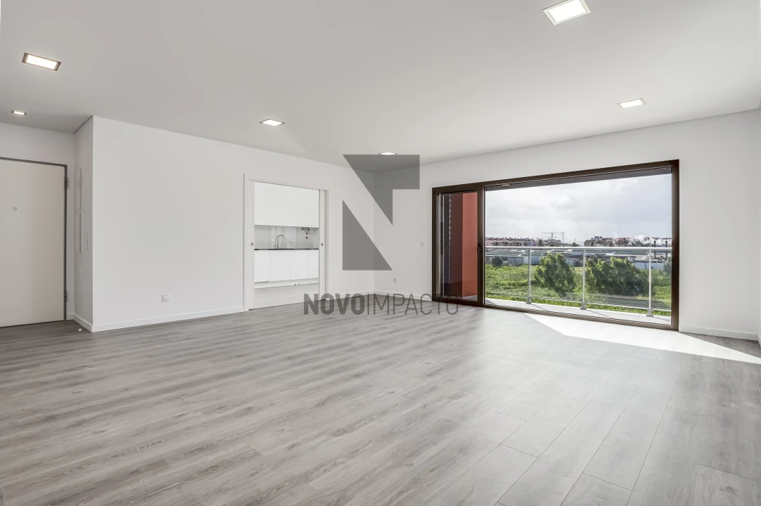 Apartamento T5 para Venda em Montijo e Afonsoeiro Foto 1