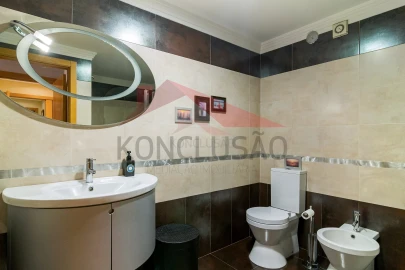 Apartamento T3 para Venda em Penha de França
