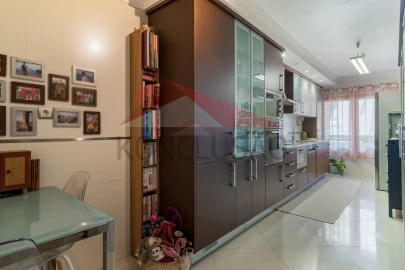 Apartamento T3 para Venda em Penha de França