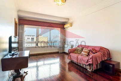 Apartamento T3 para Venda em Penha de França