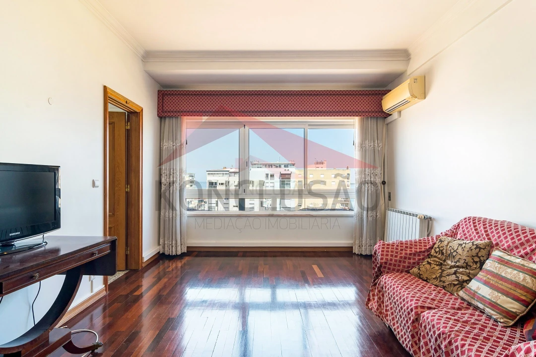 Apartamento T3 para Venda em Penha de França Foto 9