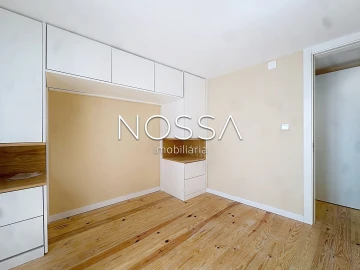 Apartamento T2 para Venda em Santa Maria Maior