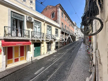 Apartamento T2 para Venda em Santa Maria Maior