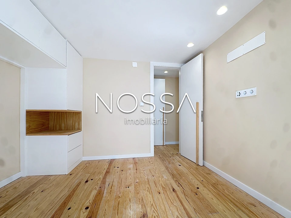 Apartamento T2 para Venda em Santa Maria Maior Foto 4
