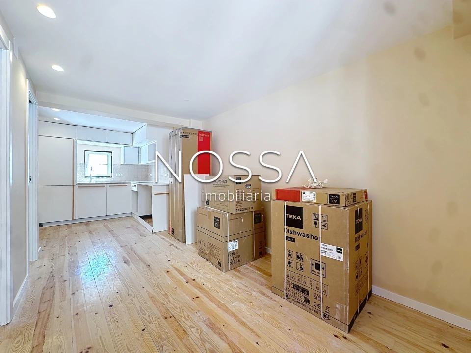 Apartamento T1 para Venda em Santa Maria Maior Foto 4