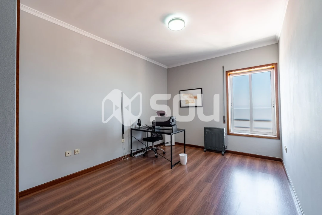 Apartamento T2 para Venda em Mafamude e Vilar do Paraíso Foto 17