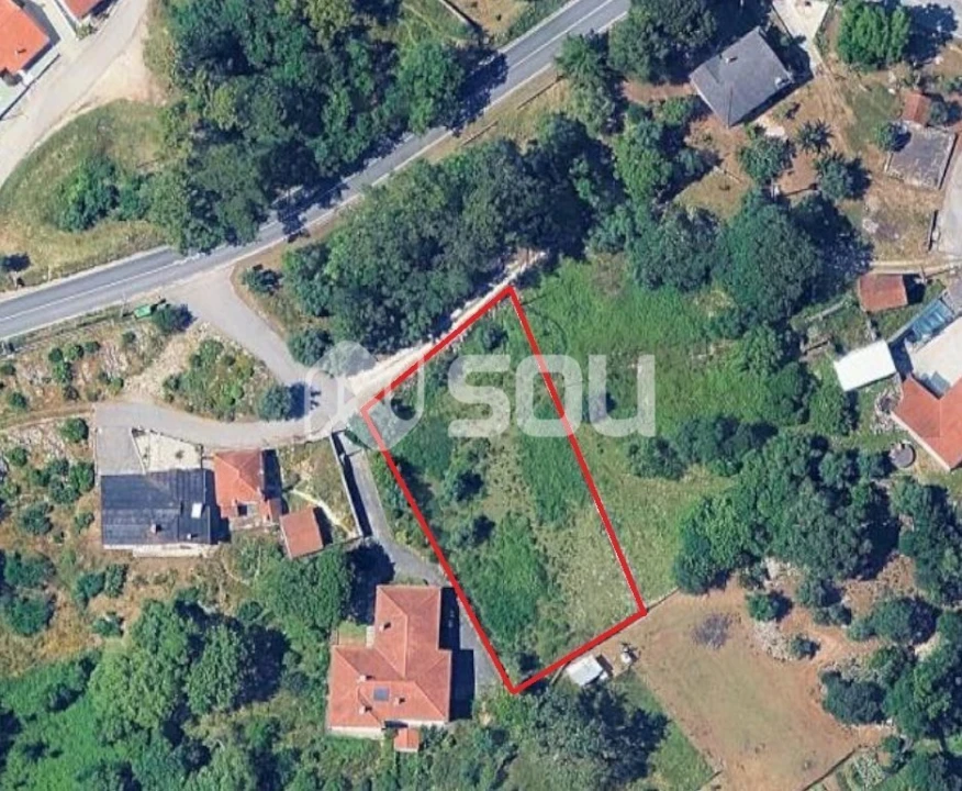 Terreno para Venda em São Mamede Foto 1