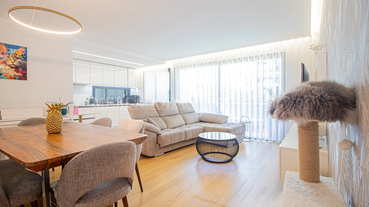 Apartamento T2 para Venda em Madalena Foto 3