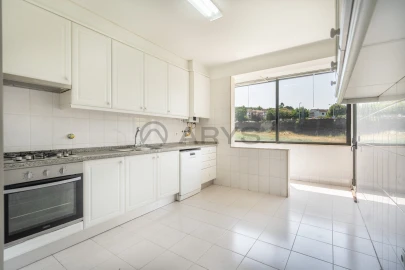 Apartamento T2 para Venda em Real, Dume e Semelhe