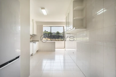 Apartamento T2 para Venda em Real, Dume e Semelhe