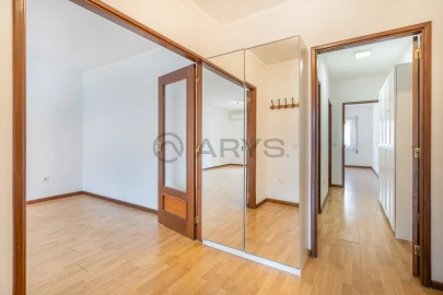 Apartamento T2 para Venda em Real, Dume e Semelhe