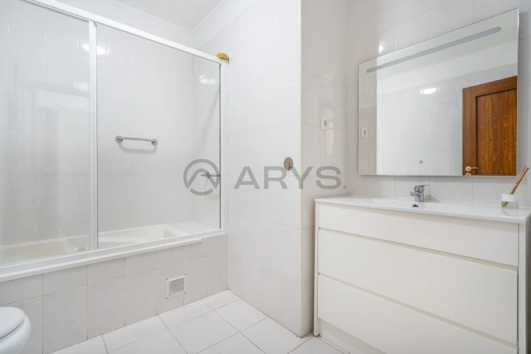 Apartamento T2 para Venda em Real, Dume e Semelhe Foto 19