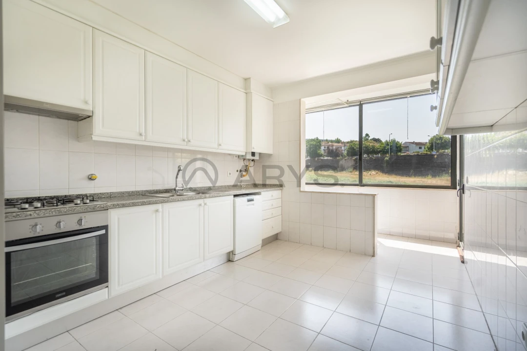 Apartamento T2 para Venda em Real, Dume e Semelhe Foto 3