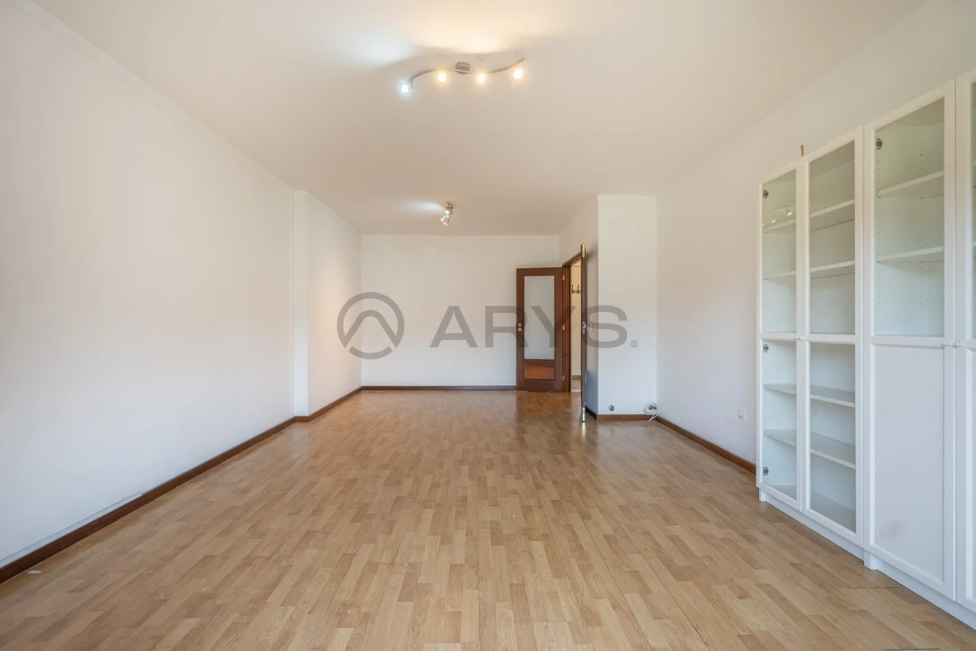 Apartamento T2 para Venda em Real, Dume e Semelhe Foto 2