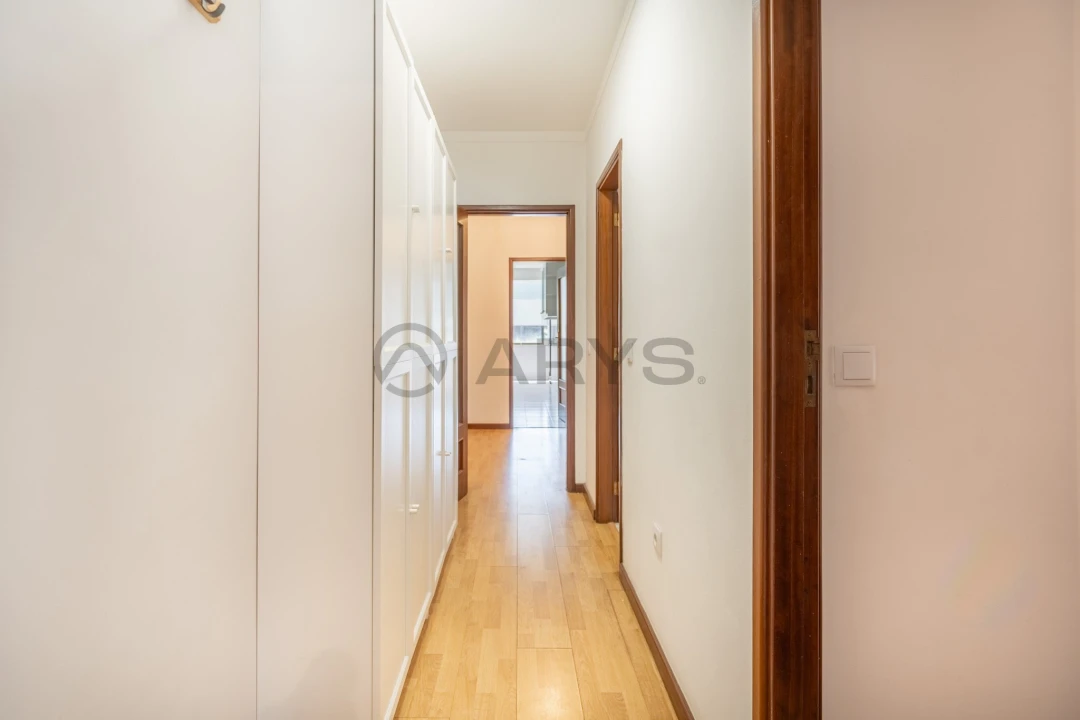 Apartamento T2 para Venda em Real, Dume e Semelhe Foto 16