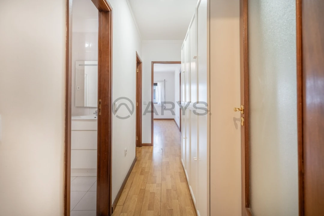 Apartamento T2 para Venda em Real, Dume e Semelhe Foto 17