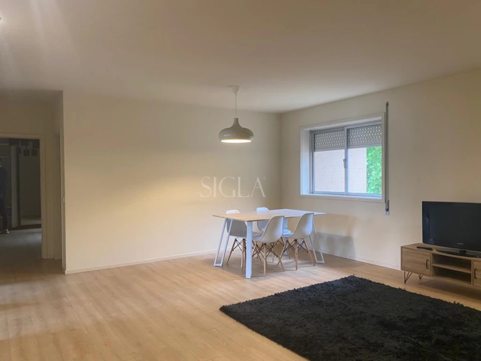 Apartamento T3 para Venda em Gulpilhares e Valadares Foto 1