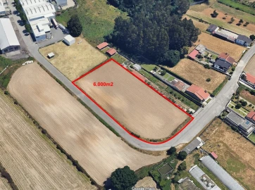 Terreno para Venda em Castêlo da Maia