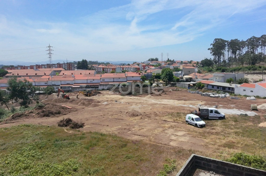 Apartamento T2 para Venda em Antas e Abade de Vermoim Foto 11