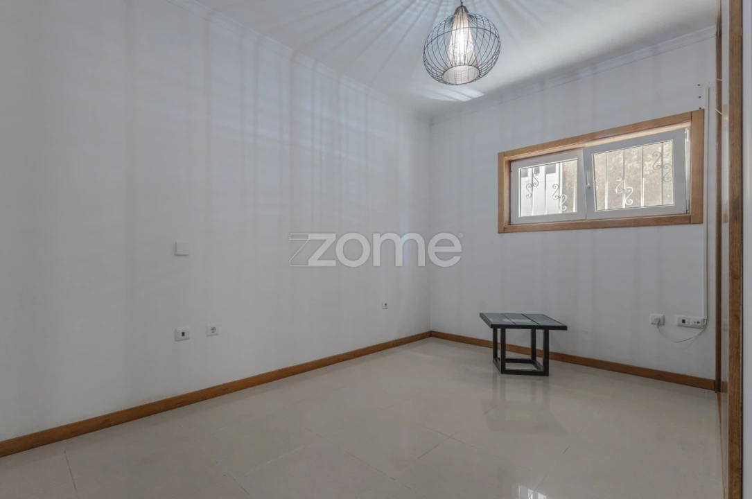 Apartamento T1 para Arrendamento em Gondomar (São Cosme), Valbom e Jovim Foto 11