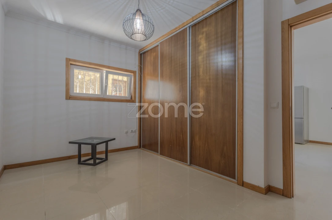 Apartamento T1 para Arrendamento em Gondomar (São Cosme), Valbom e Jovim Foto 12
