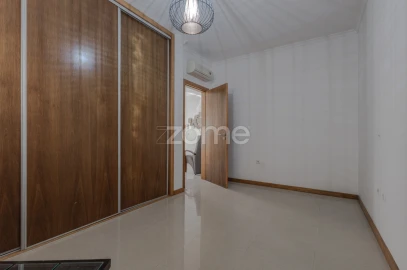 Apartamento T1 para Arrendamento em Gondomar (São Cosme), Valbom e Jovim