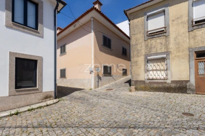 Apartamento T1 para Arrendamento em Gondomar (São Cosme), Valbom e Jovim