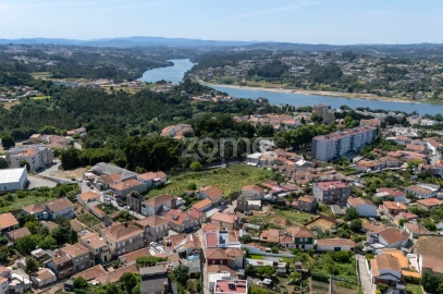 Apartamento T1 para Arrendamento em Gondomar (São Cosme), Valbom e Jovim