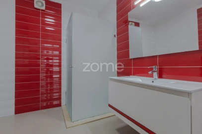 Apartamento T1 para Arrendamento em Gondomar (São Cosme), Valbom e Jovim