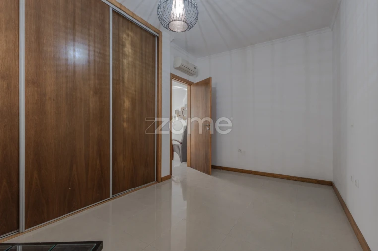 Apartamento T1 para Arrendamento em Gondomar (São Cosme), Valbom e Jovim Foto 14