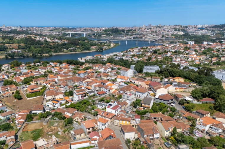 Apartamento T1 para Arrendamento em Gondomar (São Cosme), Valbom e Jovim Foto 17