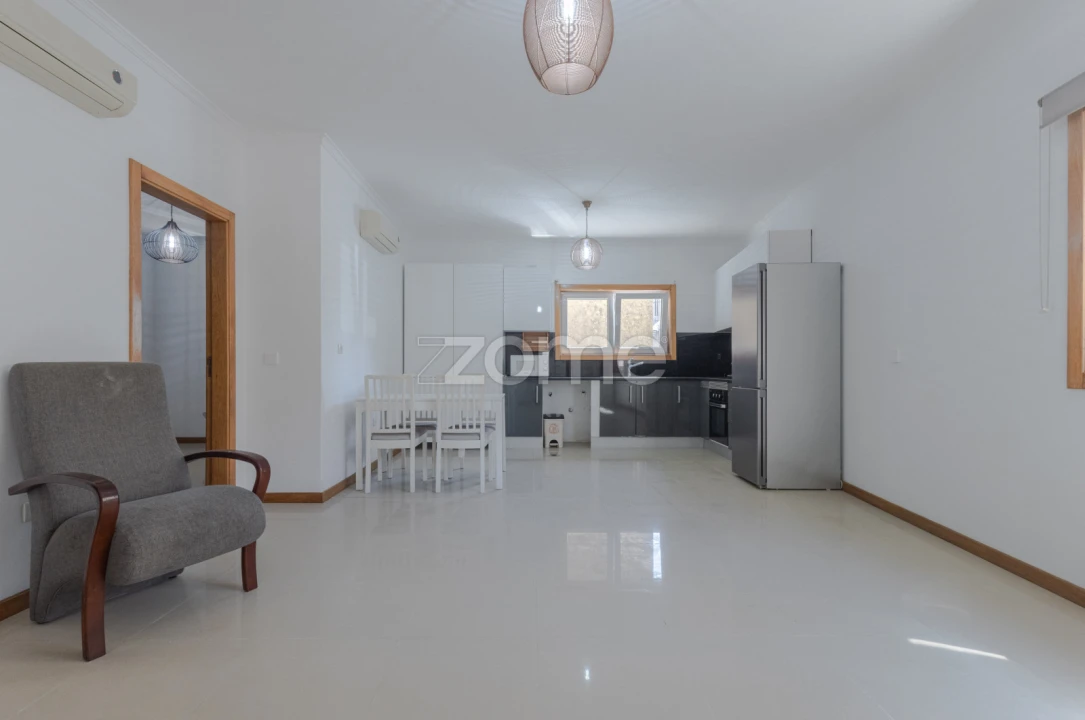 Apartamento T1 para Arrendamento em Gondomar (São Cosme), Valbom e Jovim Foto 3