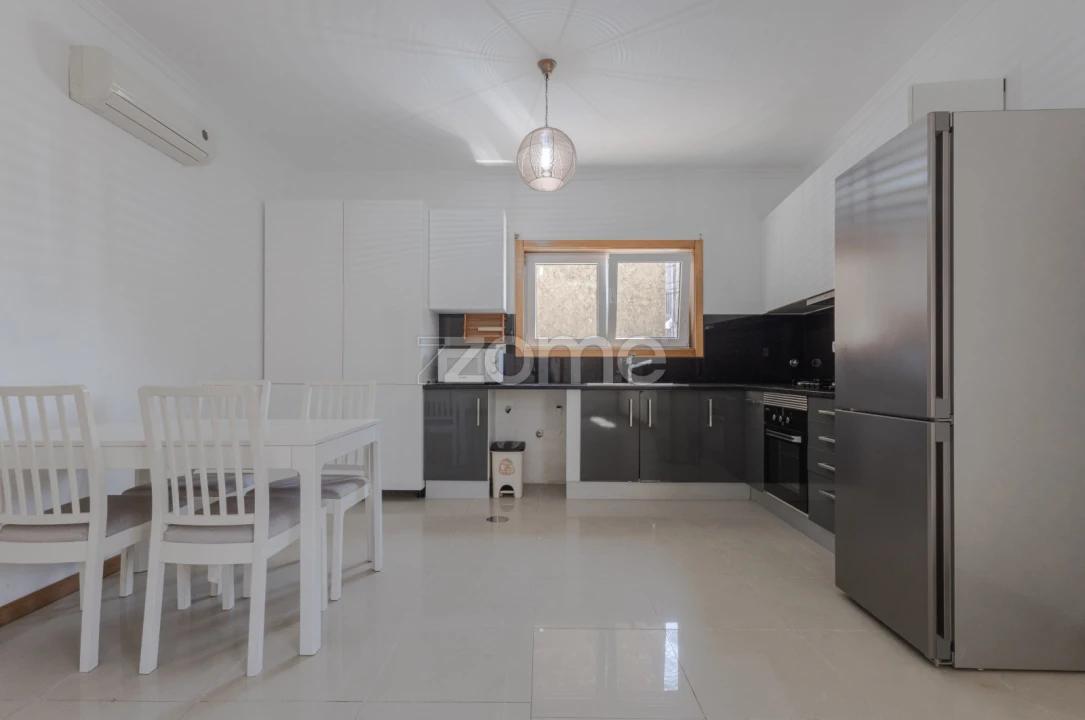 Apartamento T1 para Arrendamento em Gondomar (São Cosme), Valbom e Jovim Foto 6