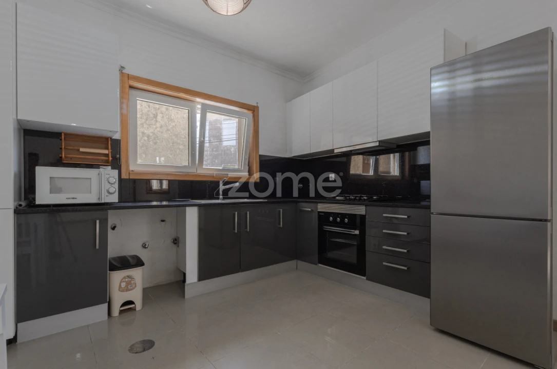 Apartamento T1 para Arrendamento em Gondomar (São Cosme), Valbom e Jovim Foto 8