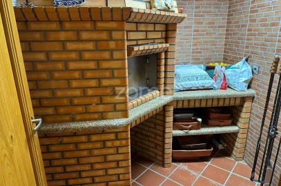 Moradia T6 para Venda em Seroa