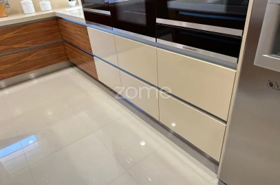 Moradia T6 para Venda em Seroa
